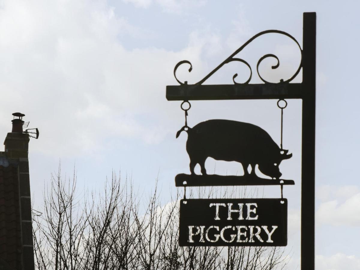 The Piggery Villa Whitby Buitenkant foto