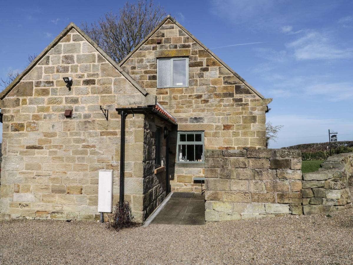 The Piggery Villa Whitby Buitenkant foto