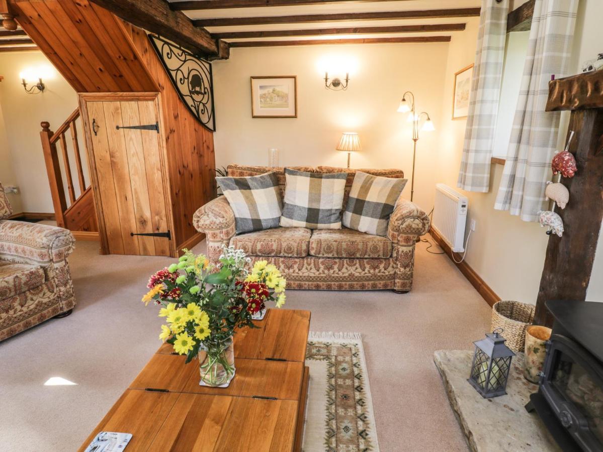 The Piggery Villa Whitby Buitenkant foto