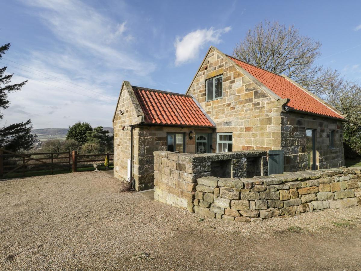 The Piggery Villa Whitby Buitenkant foto